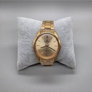 Vintage LORUS Watch *NEEDS BATTERY*